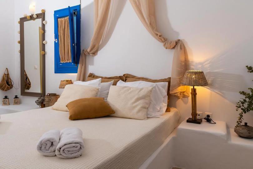 Blue Meadow Villa Livadi  ภายนอก รูปภาพ