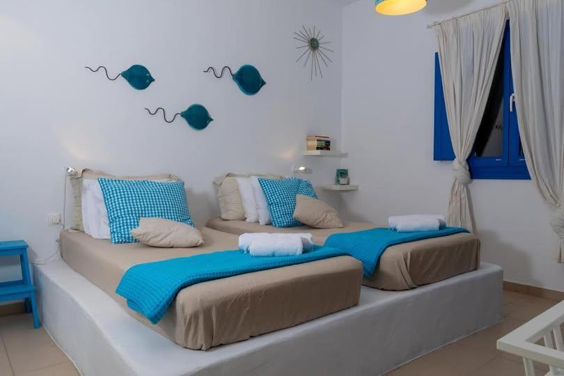Blue Meadow Villa Livadi  ภายนอก รูปภาพ