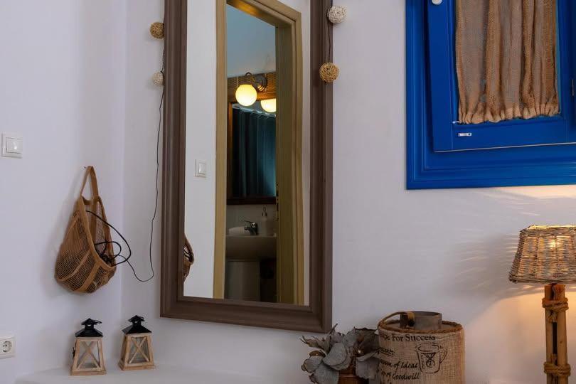 Blue Meadow Villa Livadi  ภายนอก รูปภาพ